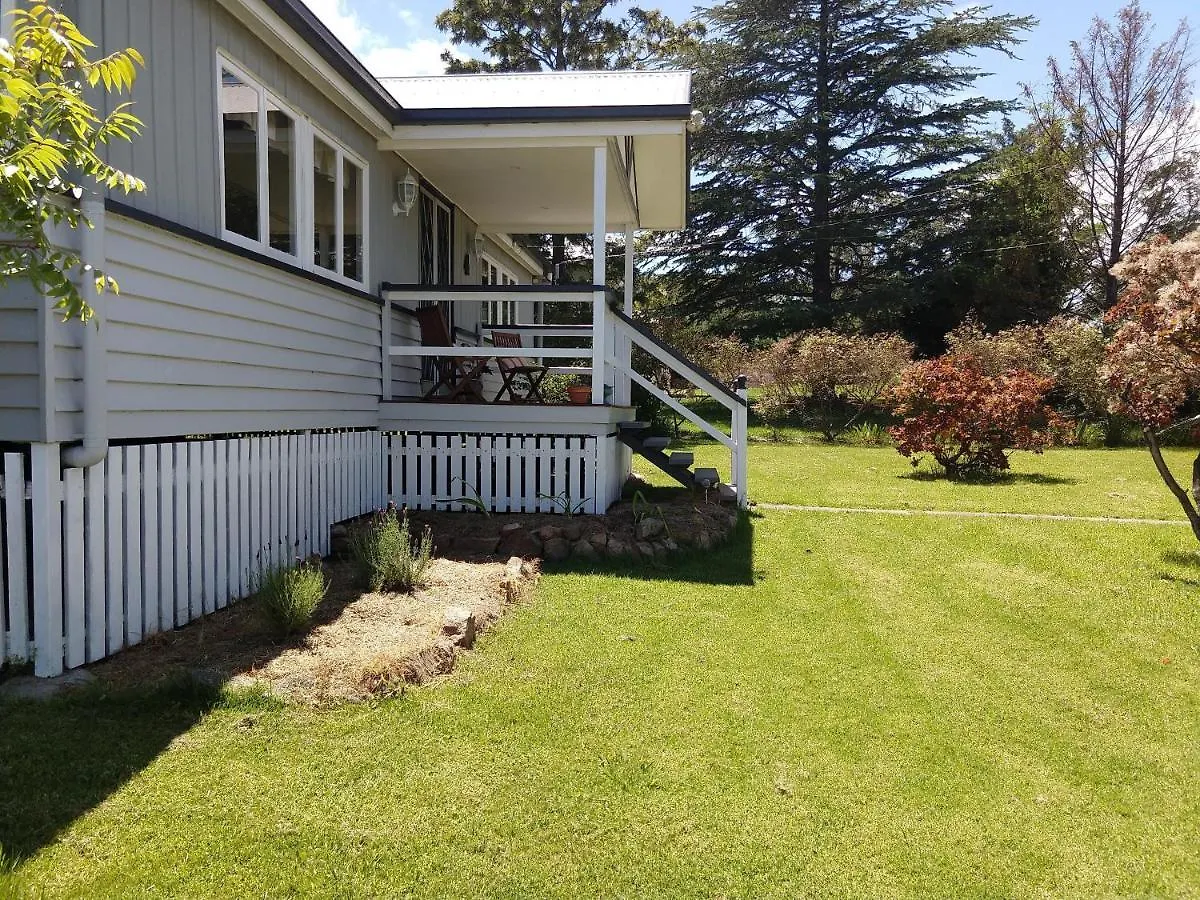 Amiens Cottage. Queenslander, Charming, Central. 史丹霍普 0*,